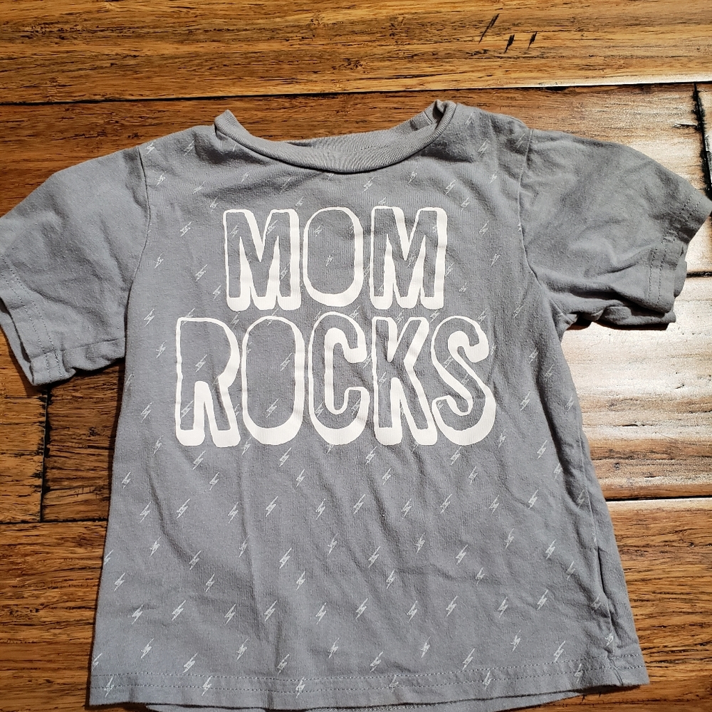 5/$20 mom rocks tee 2T